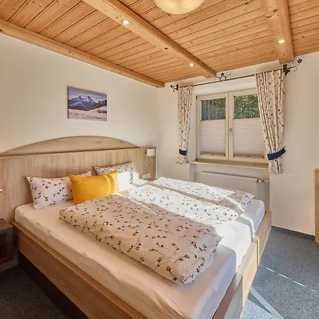 Gaestehaus Sonnenbichl 3*