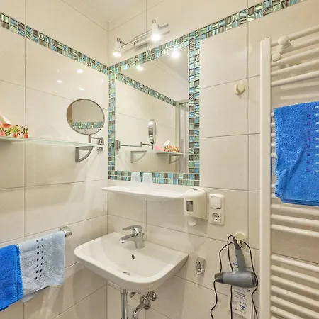 Gaestehaus Sonnenbichl 3* بيرشتسغادن