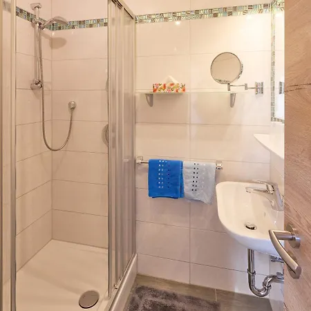 Guest house Gaestehaus Sonnenbichl 3*