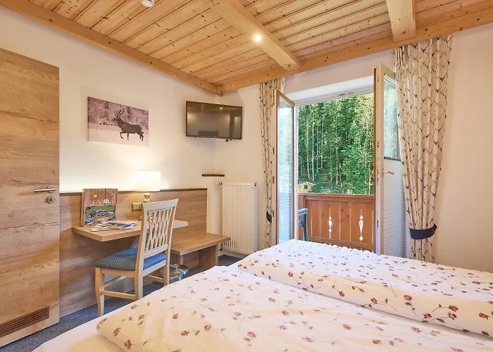 Gaestehaus Sonnenbichl بيت ضيافة 3*