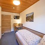 Gaestehaus Sonnenbichl 3*