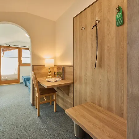 Gaestehaus Sonnenbichl 3*