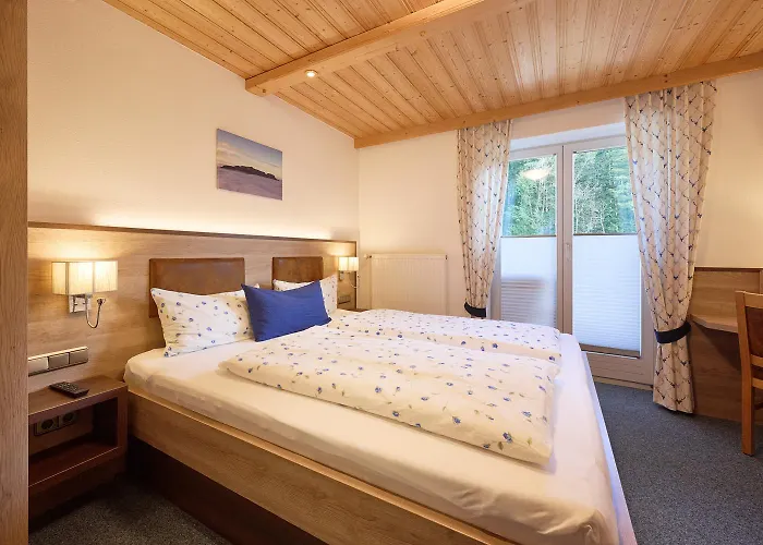 Gaestehaus Sonnenbichl 3*